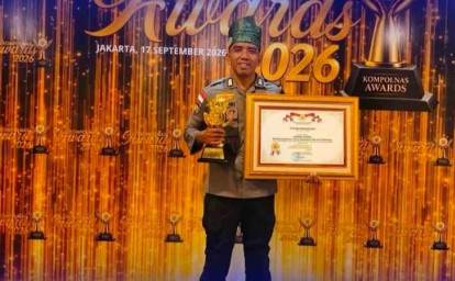 Bripka-Khairi-Raih-Penghargaan-Kompolnas-Awards-2026-untuk-Wilayah-3T.jpg