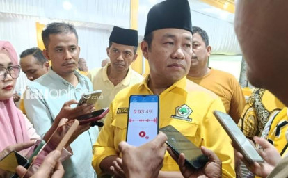 DPP-Golkar-Ambil-Alih-Konflik-Parisman-dan-Eet-Yulisman-Saya-Tidak-Bisa-Berkomentar.jpg