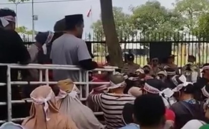 Demo-di-mapolda-riau32.jpg