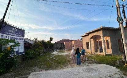 Dibayar-Lunas-Rp500-Juta-dan-Rumah-Tak-Kunjung-Berdiri-Developer-Diduga-Menghilang.jpg