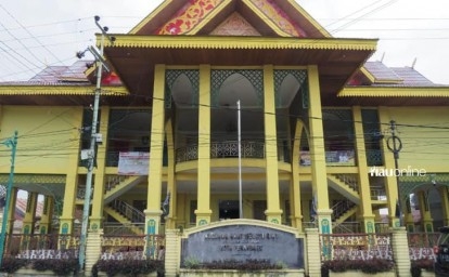 Gedung-LAM-Riau1.jpg