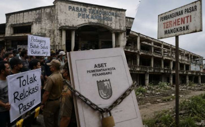 Ilustrasi-pasar-mangkrak.jpg