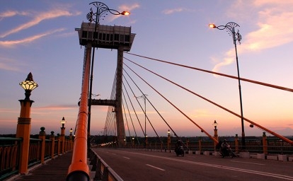 Jembatan-Siak.jpg