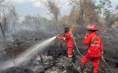 Kabut-Asap-Selimuti-Pekanbaru-BPBD-Riau-Usul-Tambahan-Helikopter-Water-Bombing.jpg