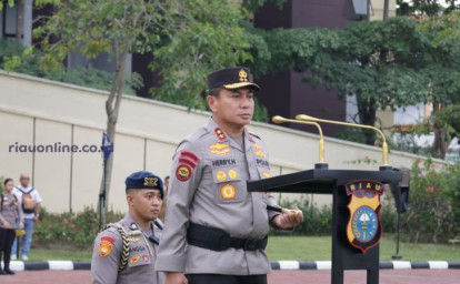 Kapolda-Riau-Irjen-Herry11.jpg