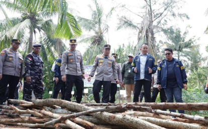 Kapolda-cek-kayu-bakau.jpg