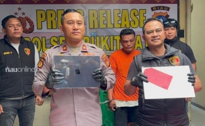 Dua Pelaku Spesialis Pecah Kaca di Pekanbaru Dihadiahi Didor Polisi