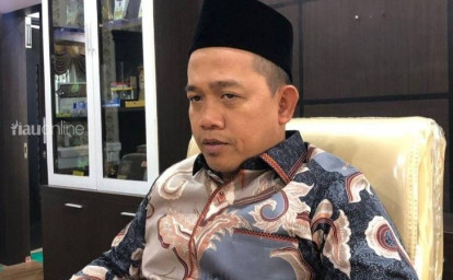 Ketua-DPRD-Kota-Pekanbaru-Muhammad-Isa-Lahamid0.jpg