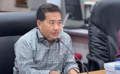 Ketua-Komisi-II-DPRD-Riau-Adam-Syafaat.jpg