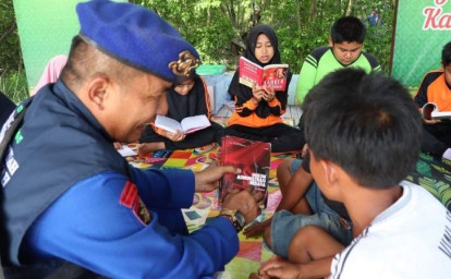 Klinik-hingga-Pustaka-Program-JALUR-Ditpolairud-Polda-Riau-Hangatkan-Warga-Bokor.jpg