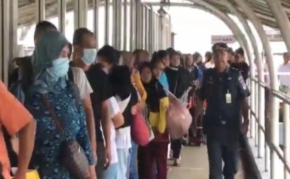 PMI-dideportasi-malaysia-tiba-di-dumai.jpg
