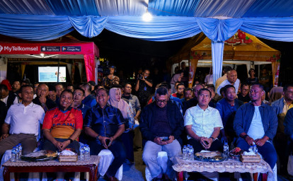 Pangdam-XIX-Tuanku-Tambusai-Ajak-Warga-Gerakkan-Ekonomi-Lokal-di-Festival-Rakyat.jpg