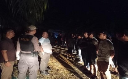 Pelaku-diamankan-polres-kampar.jpg