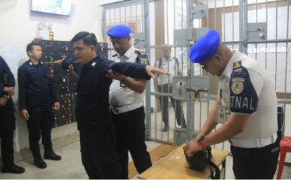 Perketat-Pengawasan-Internal-Seluruh-Petugas-Lapas-Pekanbaru-Jalani-Sidak.jpg