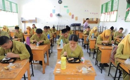 Program-Makan-Bergizi-Gratis-MBG-di-Kota-Pekanbaru.jpg