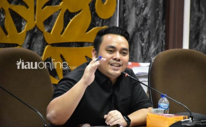 Sekretaris-Komisi-II-DPRD-Pekanbaru-M-Rizki-Rinaldi.jpg