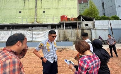 Tim-Dishub-cek-parkir-di-mal.jpg