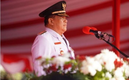 Upacara-Peringatan-HUT-Ke-81-RI-Berlangsung-Khidmat-di-Kantor-Gubernur-Riau.jpg