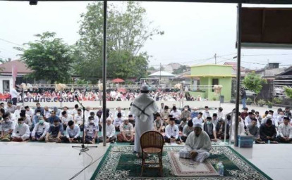 Warga-pekanbaru-salat-istisqa.jpg