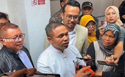 abdul-wahid-usai-sidang.jpg