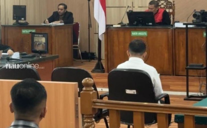 dani-dengar-tuntutan-jpu-kpk.jpg