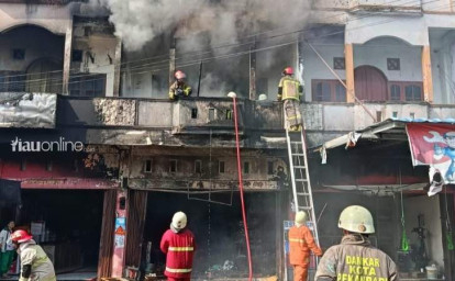 kebakaran-ruko-di-jalan-jenderal.jpg