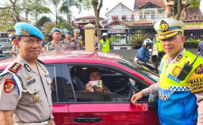 razia-kendaraan-polisi-di-polda-riau.jpg