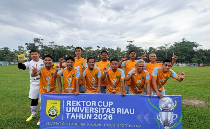 unilak-menang-piala-rektor-cup-unri.jpg