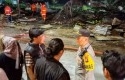 13-Kios-Buah-di-Pasar-Pulau-Payung-Ludes-Terbakar.jpg