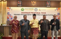 Anggota-DPR-RI-Yulisman-Tempuh-Program-Magister-Hukum-di-Unilak.jpg