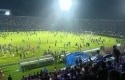 Aremania-mengamuk.jpg