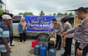 Baksos-polda-riau.jpg