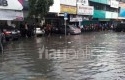 Banjir-di-Jalan-Sudirman-Pekanbaru.jpg