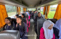 Brimob-Polda-Riau-Hadirkan-Layanan-Bus-Sekolah-Gratis-di-Rokan-Hilir.jpg