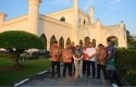 Bupati-afni-di-istana-siak.jpg