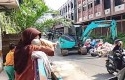 DLHK-Pekanbaru-Angkut-Tumpukan-Sampah-di-Jalan-Gabus.jpg