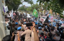 Demo-di-gubernuran-riau2.jpg