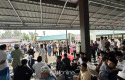 Diguyur-Hujan-Jemaah-Salat-Id-di-Taram-Meluber-hingga-Halaman-Masjid.jpg