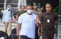 Dollar-dan-Poundsterling-Disita-KPK-di-Rumah-Abdul-Wahid-di-Jakarta.jpg