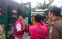 Empat-Tersangka-Korupsi-KUR-di-Kampar-Ditahan-Mantan-Anggota-DPRD-Mangkir.jpg