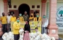 Golkar-bagikan-sembako.jpg