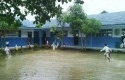 Ilustrasi-Banjir-di-sekolah2.jpg