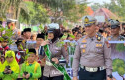 Jaga-Kelestarian-Alam-Sejak-Dini-Siswa-SD-Di-Siak-Tanam-Pohon-Di-Sekolah.jpg