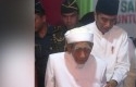 Jokowi-dan-Mbah-Moen.jpg