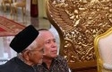 Jokowi-menemui-Nyak-Sandang-di-Istana-Negara.jpg