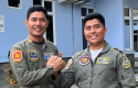 Kakak-Adik-Asal-Kampar-Bertemu-dalam-Formasi-Kebanggaan-HUT-TNI-ke-80.jpg