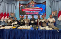 Kapolda-Riau-konpres-sabu.jpg