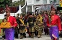 Kapolri-Listyo-Sigit-Prabowo-Terima-Anugerah-Adat-Ingatan-Budi-dari-LAMR.jpg