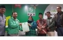 Kasmarni-Bagus-Santoso-Terima-SK-PKB.jpg