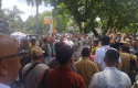 Kawal-Aksi-di-DPRD-Riau-Bupati-Pelalawan-Kami-Dukung-Rakyat.jpg